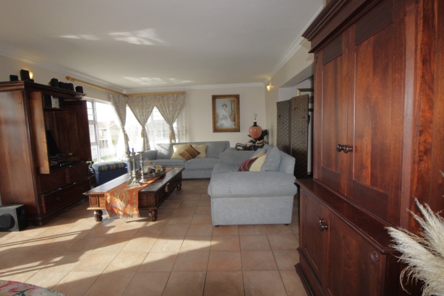 3 Bedroom Property for Sale in Wavecrest Eastern Cape